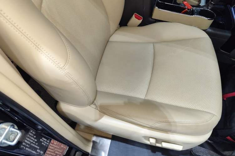 Used Toyota Prado 2014 4.0L Middle East Version
