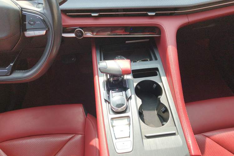 Used CHANGAN CS75 PLUS 2022 Second-Generation 2.0T Automatic Prestige Model
