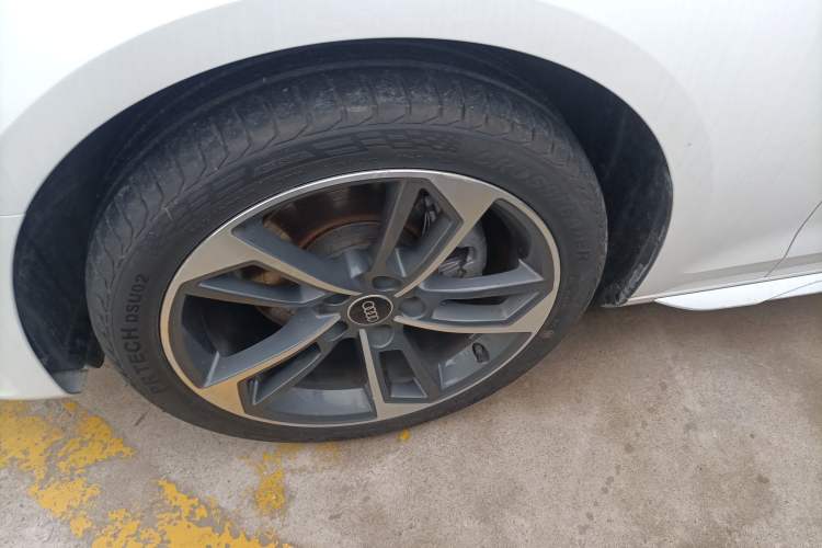 Used Audi A4L 2022 40 TFSI Fashion Dynamic Model Exterior 4