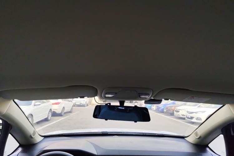 Used Geely Auto Vision X3 2019 Upgraded Model 1.5L Manual Elite Version