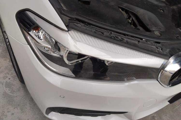 Used BMW 5 Series 2019 525Li M Sport Package Right Front Headlight