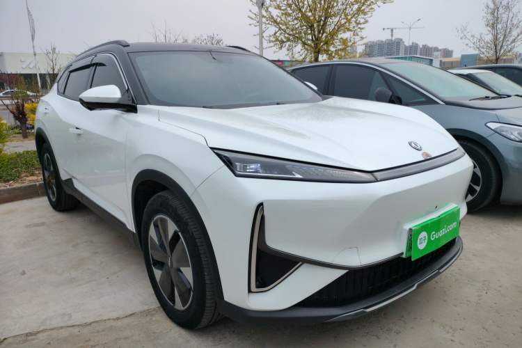 Used Dongfeng Aeolus L7 New Energy 2024 205 Air Front Right 45 Deg