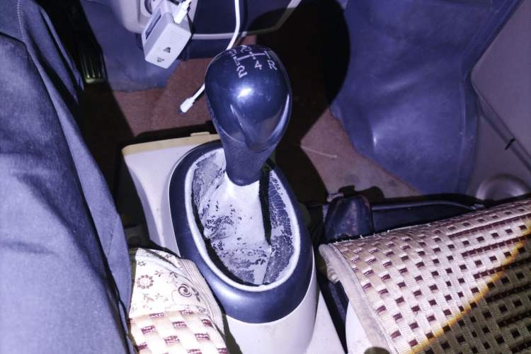 Used Jinbei Starfish A9 2011 1.0L Luxury Edition Gear Lever