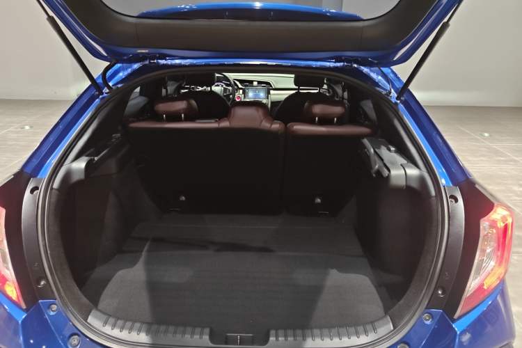 Used Honda Civic 2021 HATCHBACK 220TURBO CVT Trendy Cool Edition