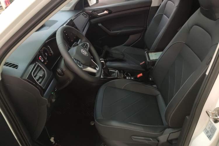 Used Volkswagen Tharu 2025 NewRui 300TSI Prestige Edition