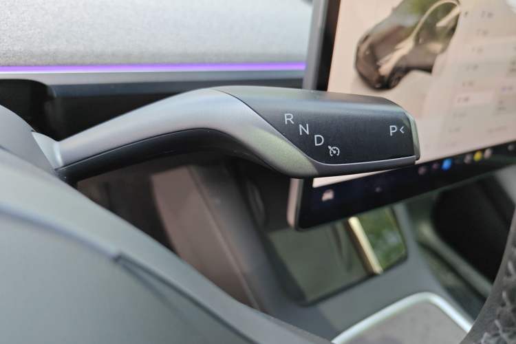 Used Tesla Model Y 2023 Rear-Wheel-Drive Version