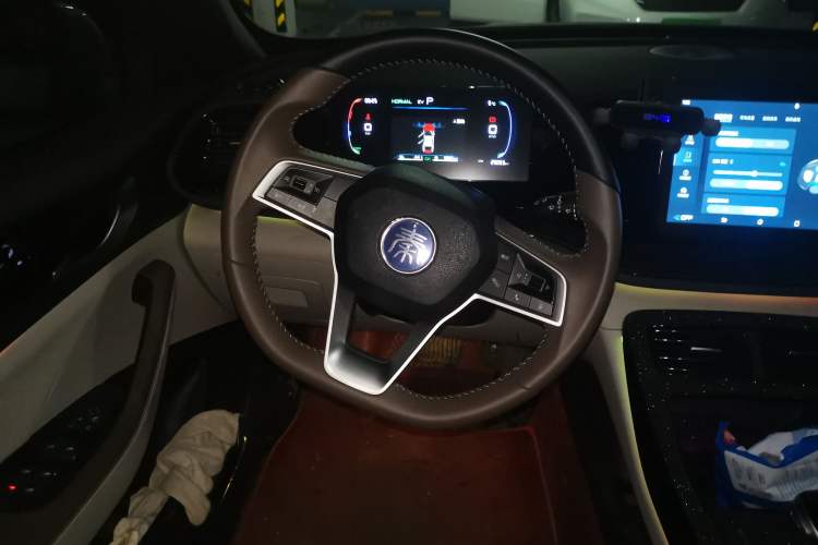 Used BYD Qin PLUS 2024 HONOR Edition DM-i 55KM Leading Model