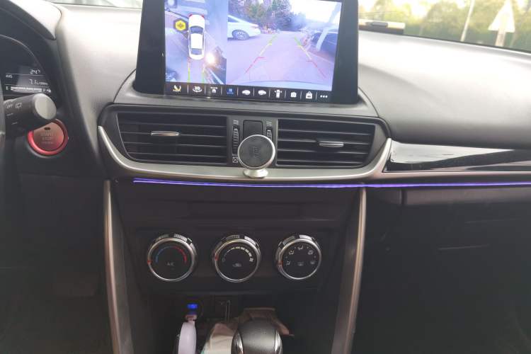 Used Mazda CX-4 2018 2.0L Automatic Two-Wheel Drive Blue Sky Dynamic Version China V Standard
