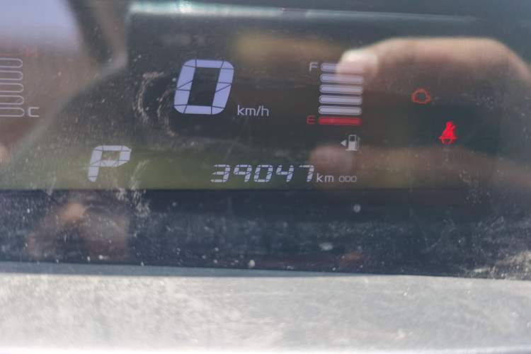 Used Geely Auto Vision X1 2017 1.3L Automatic Player Edition Odometer Close Up