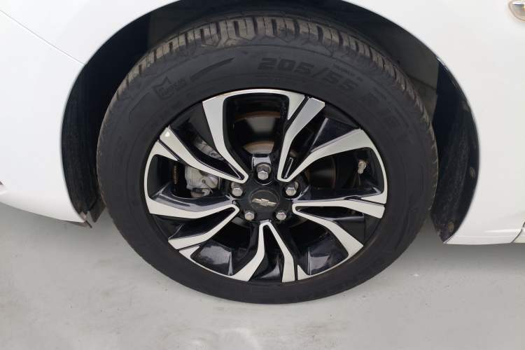 Used Chevrolet Monza 2019 RS 330T Automatic Comfort Edition China VI Standard Exterior 4