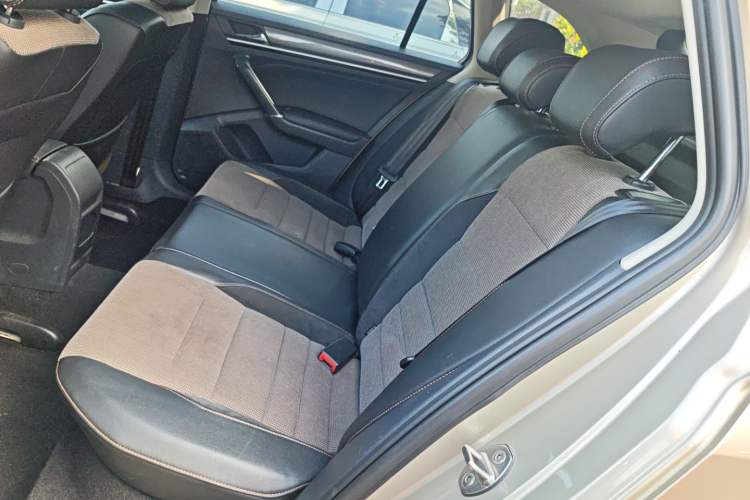 Used Volkswagen C-TREK 2018 1.5L Automatic Comfort Model