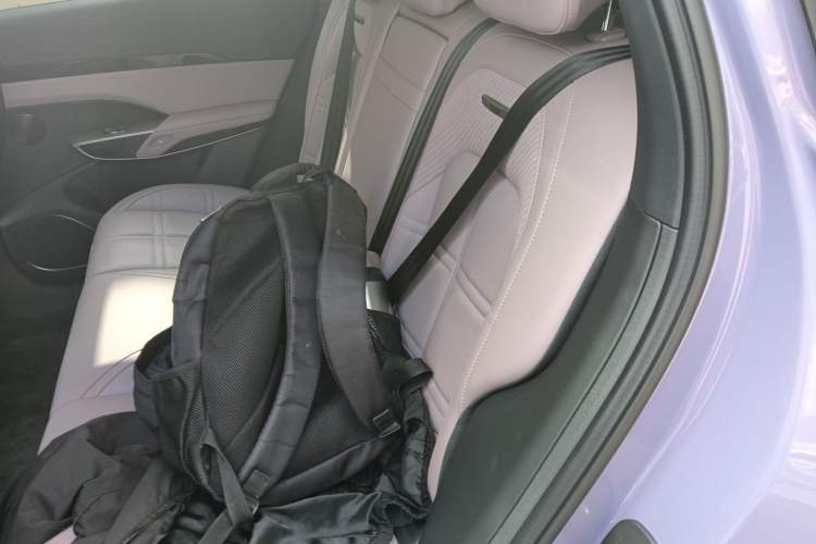 Used Hongqi Tiangong 08 2025 680 Ultra Four-Wheel-Drive Version
