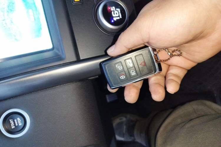 Used Land Rover Discovery 2020 3.0 SC V6 30th Anniversary Special Edition