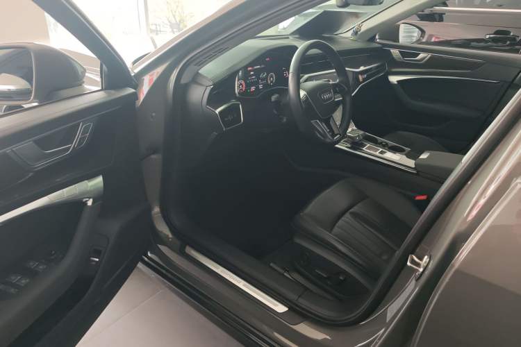 Used Audi A6 2021 allroad quattro Explorer 55 TFSI Prestige Off-Road Model Driver Seat