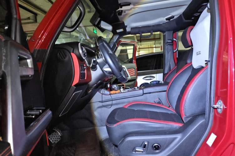 Used BAIC Off-Road BJ40 2019 PLUS 2.3T Automatic Four-Wheel Drive Premium Edition China VI Left Front Seat