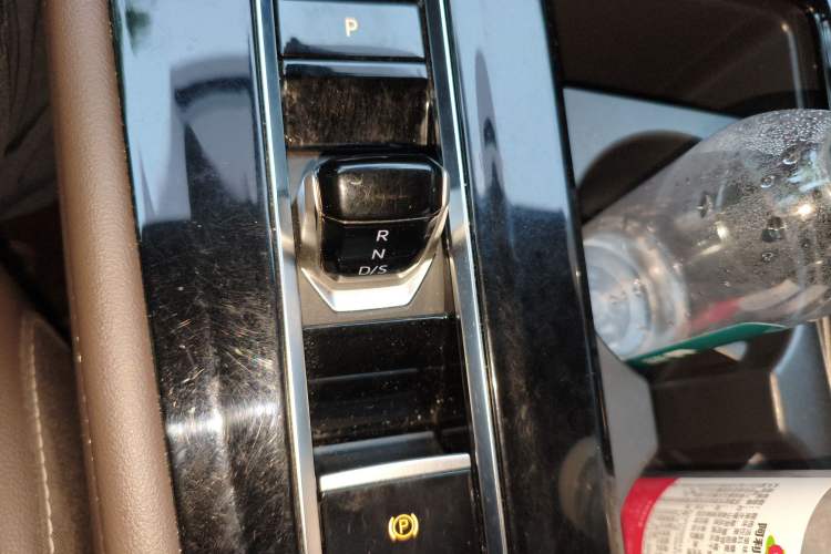 Used Volkswagen Viloran 2022 380TSI Luxury Edition