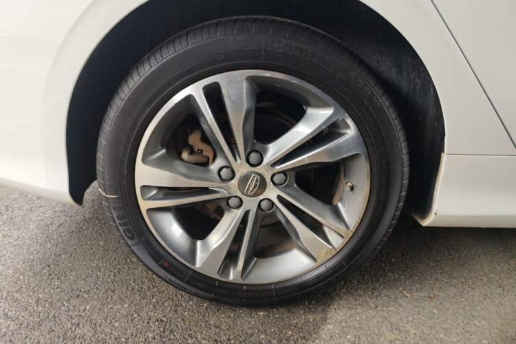 Used Geely Auto Binray 2018 14T CVT Binyi Edition Right Rear Wheel Hub