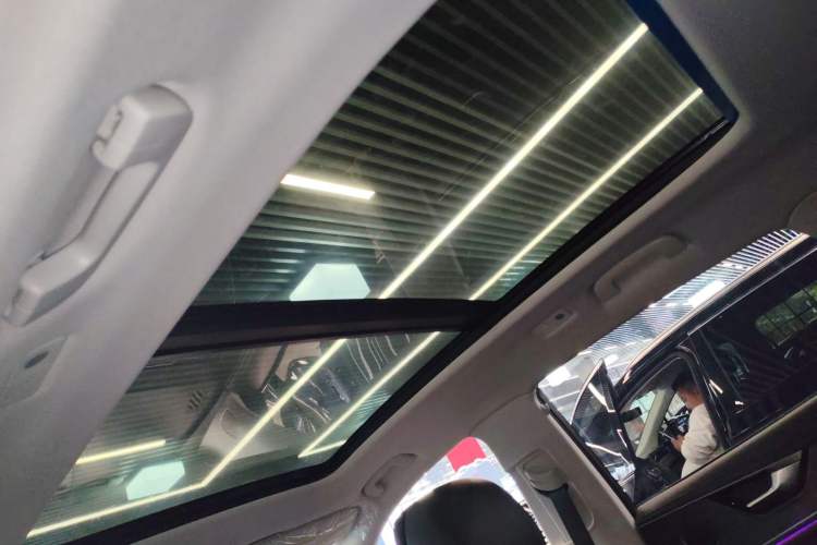 Used Hongqi HS5 2023 2.0T Qixiang Pro Edition