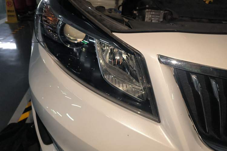 Used Kia K4 2017 1.8L Automatic GL Right Front Headlight