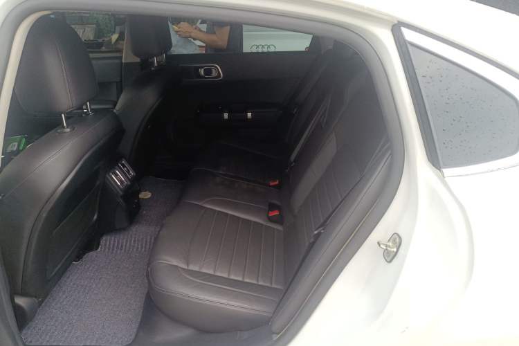 Used Citroen C6 2017 350THP Luxury Model
