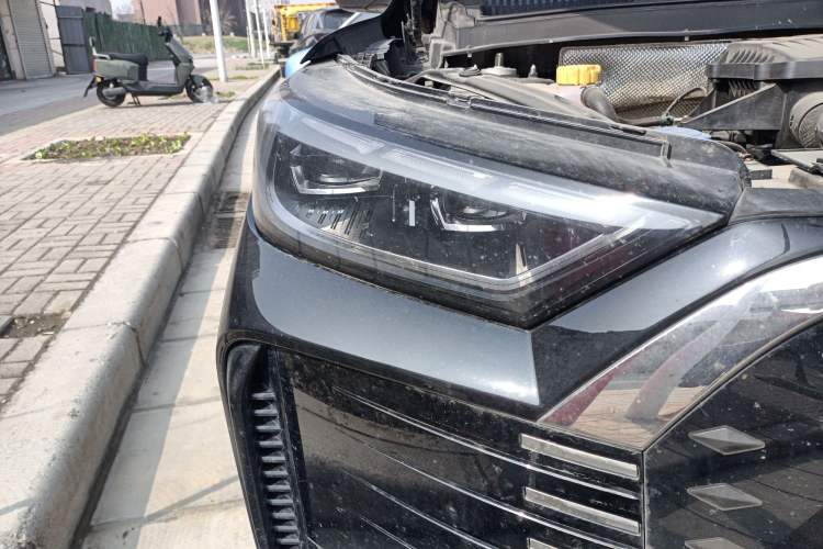 Used Chery Fengyun T8 2025 1.5T 130 km Comfort Edition 7-Seater
