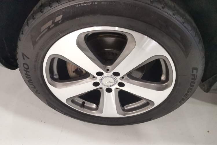 Used Mercedes-Benz GLC 2016 GLC 300 4MATIC Dynamic Model
