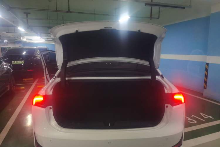 Used GAC Group Toyota iA5 2021 Luxury Edition Trunk