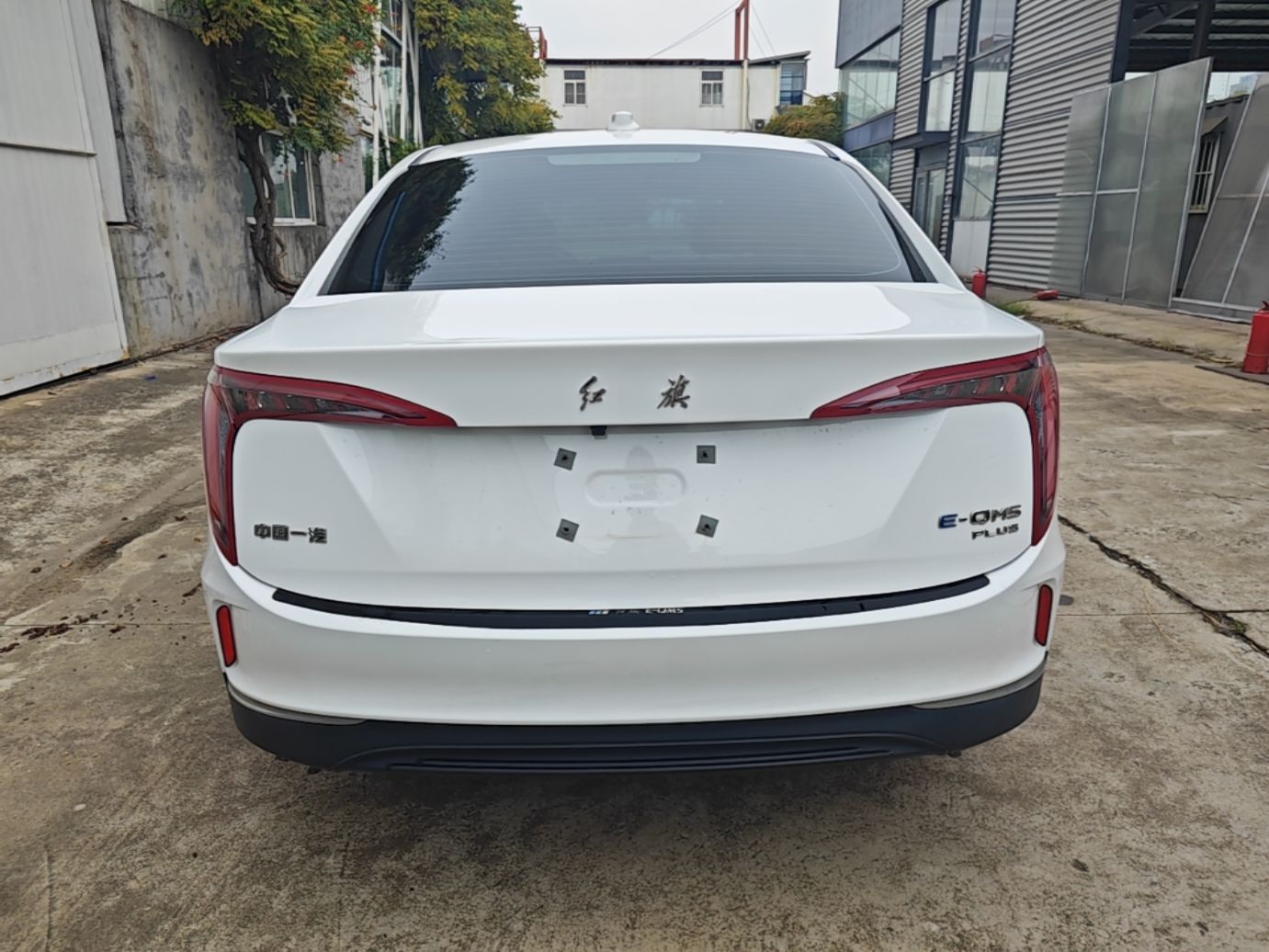 Hongqi E-QM5 2023 620km PLUS — снимка 5