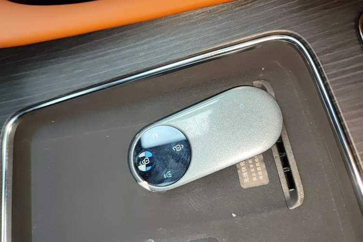 Used Hima AITO M8 2025 Extended-Range Ultra Version 53.4 kWh 6-Seater Edition