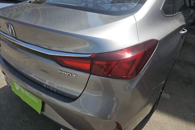 Used CHANGAN Eado 2020 PLUS Blue Whale NE 1.4T GDI DCT Prestige Model Right Rear Taillight