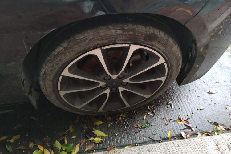 Used Lynk & Co 03 2018 1.5TD DCT Sport Edition China V Standard Right Front Wheel Hub