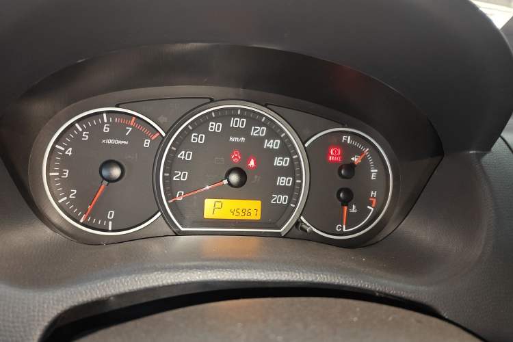 Used Suzuki Swift 2014 1.5L Automatic Fashion Edition