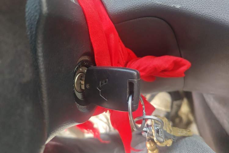 Used Wuling Hongguang V 2021 1.5L Jingqu Version LAR Vehicle Key