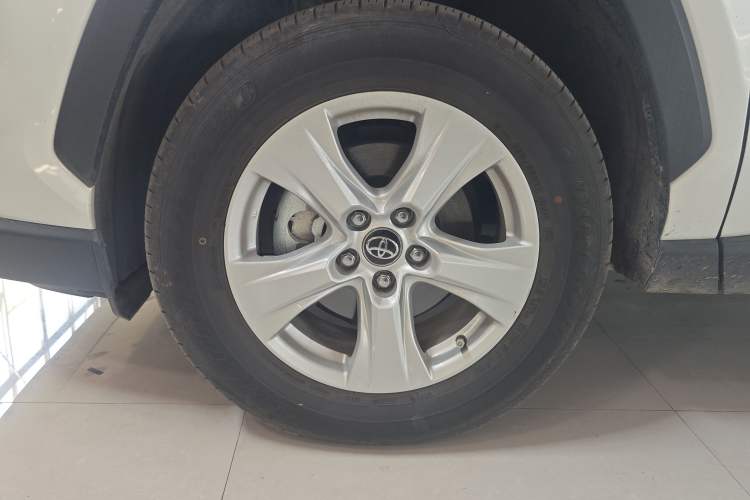 Used Toyota RAV4 2024 2.0L CVT Two-Wheel Drive Urban Edition