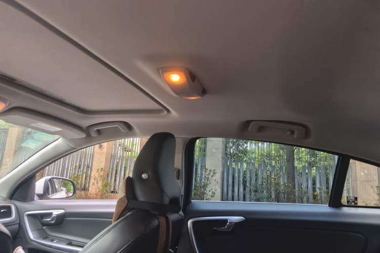 Used Volvo S60 2016 S60L T4 Zhiyuan Edition