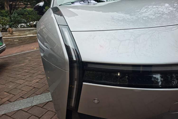 Used XPeng P7 2025 Model—820 Ultra Long Range Ultra Right Front Headlight