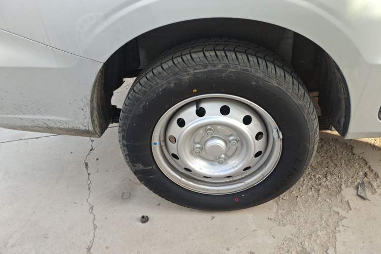 Used Wuling Hongguang V 2022 1.5L Jingqu Edition Electric-Assist LAR