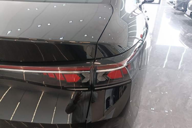 Used Volkswagen Magotan 2024 380TSI DSG Prestige Edition Exterior 3