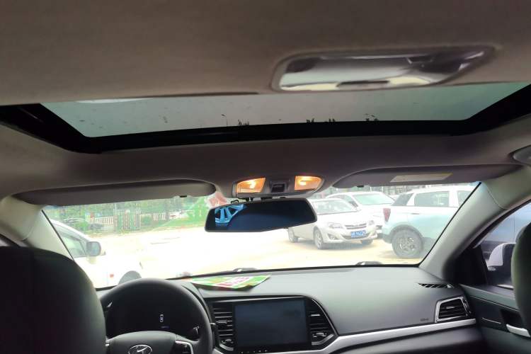 Used Hyundai Elantra (6th Generation / Lingdong) 2016 1.6L Automatic ZhiXuan – Elite Version
