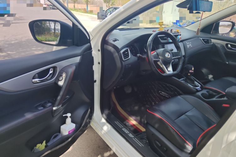 Used Nissan Qashqai 2019 2.0L CVT Luxury Edition Driver Seat