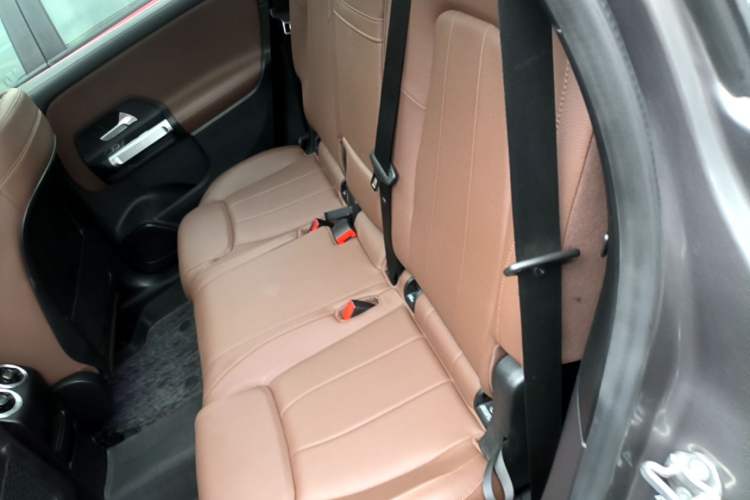 Used Mercedes-Benz GLB 2020 Updated GLB 200 Dynamic Edition Left Rear Seat