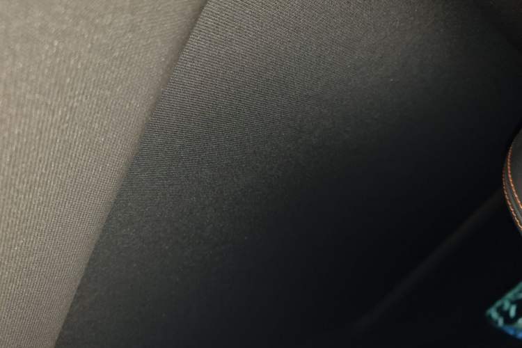 Used NETA L 2024 Extended-Range 310 Flash-Charge Red Edition
