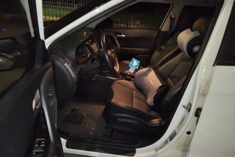 Used Hyundai ix25 2015 1.6L Automatic Two-Wheel Drive Smart GLS Trim