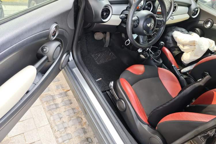 Used MINI 2012 1.6L COOPER Baker Street