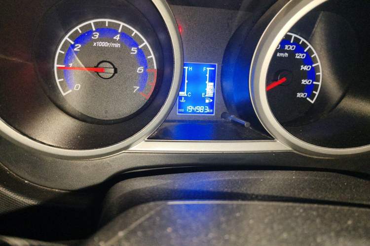 Used CHANGAN KAICHENG Ounuo S 2014 1.5L Base Version
