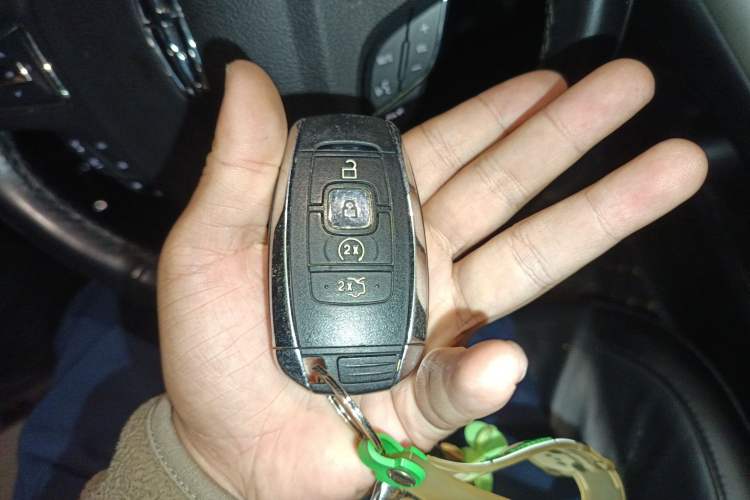 Used Lincoln MKC 2018 2.0T Two-Wheel Drive Deluxe Edition
