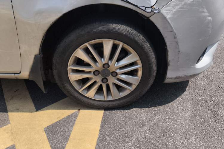 Used Toyota Vios 2014 1.5L Automatic ZhiZhen Edition Right Front Wheel Hub