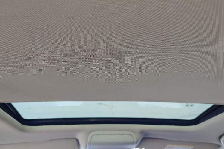 Used Volkswagen Sagitar 2015 230TSI Automatic Comfort Version