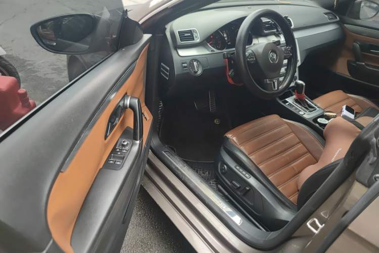 Used Volkswagen FAW-Volkswagen CC 2015 1.8TSI Luxury Model Driver Seat