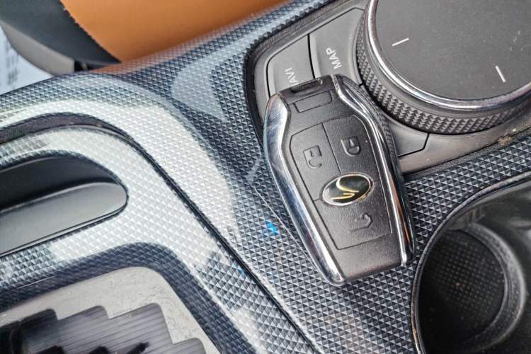 Used Soueast DX7 2017 1.5T Automatic Luxury Model
